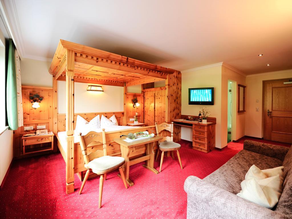Hotel Alpenhof Pitztal St. Leonhard im Pitztal Zewnętrze zdjęcie