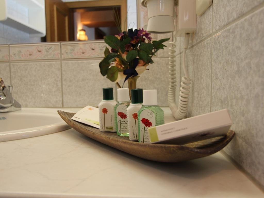 Hotel Alpenhof Pitztal St. Leonhard im Pitztal Zewnętrze zdjęcie