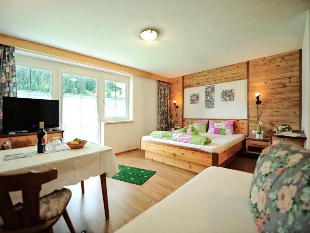 Hotel Alpenhof Pitztal St. Leonhard im Pitztal Zewnętrze zdjęcie